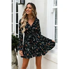 Женское Короткое мини-платье в горошек, с оборками, длинным рукавом и V-образным вырезом