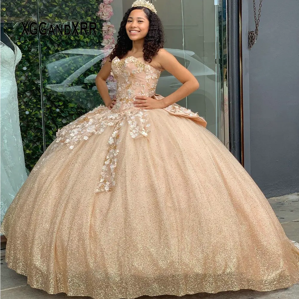 

Lovely Champagne Goldern Long Ball Gown Quinceanera Dress 2022 Sweetheart Backless Big Bow Back Flower Applique Sweet 15 16