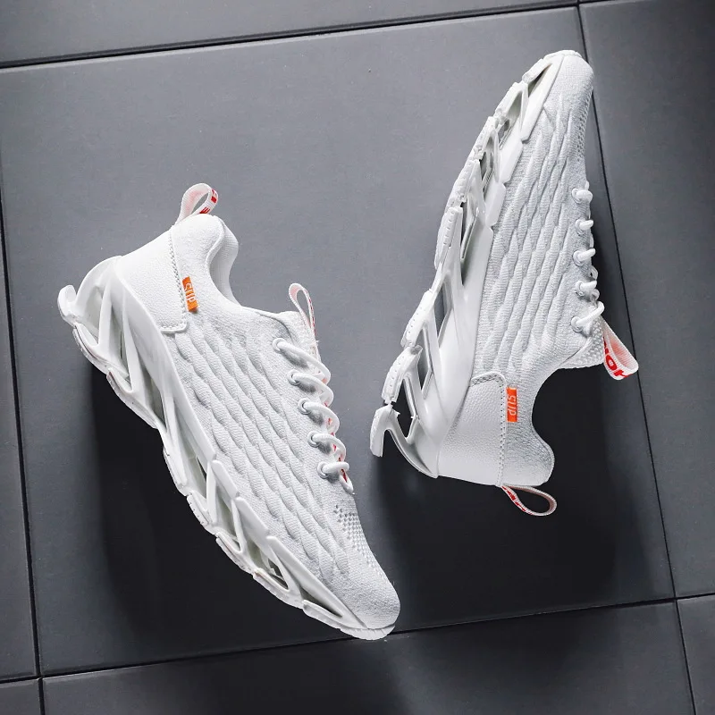 

2020 spring and summer new flying woven men's shoes sports shoes men's running shoes