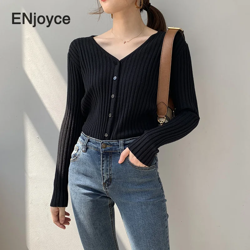 Женский трикотажный кардиган на пуговицах однотонный облегающий свитер в рубчик