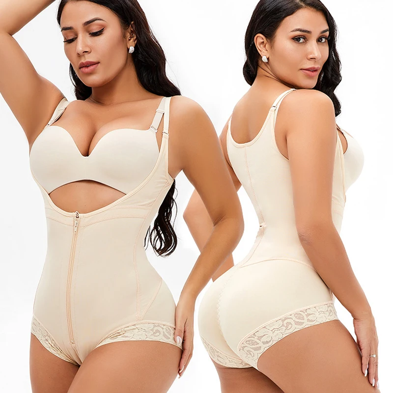 

Кружевное боди в стиле пэчворк с регулируемой молнией, есть большие размеры