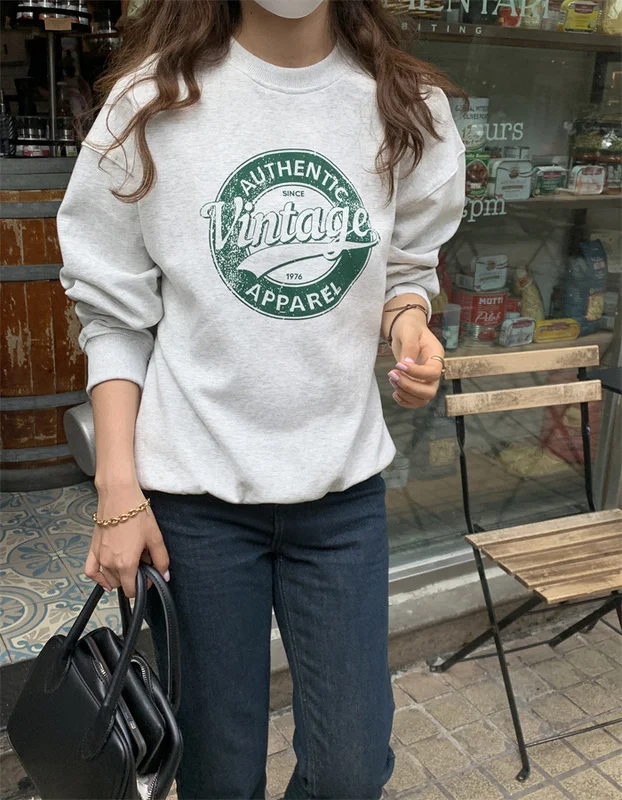 

Loose Letters Printed All-Matching Pullover Length
