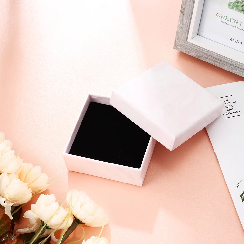 

Exquisite Pink Color Gift Box Present Gift Packaging Box for Ring Bracelet Necklace Jewelry Wedding Anniversary Gift