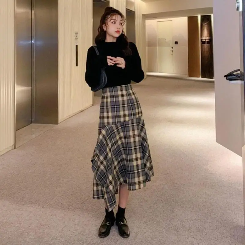 

2021 Spring Autumn New Arrival Retro Lattice Elastic High Waist Thin Western Style Irregular Ladies Fishtail Skirt Free Shipping