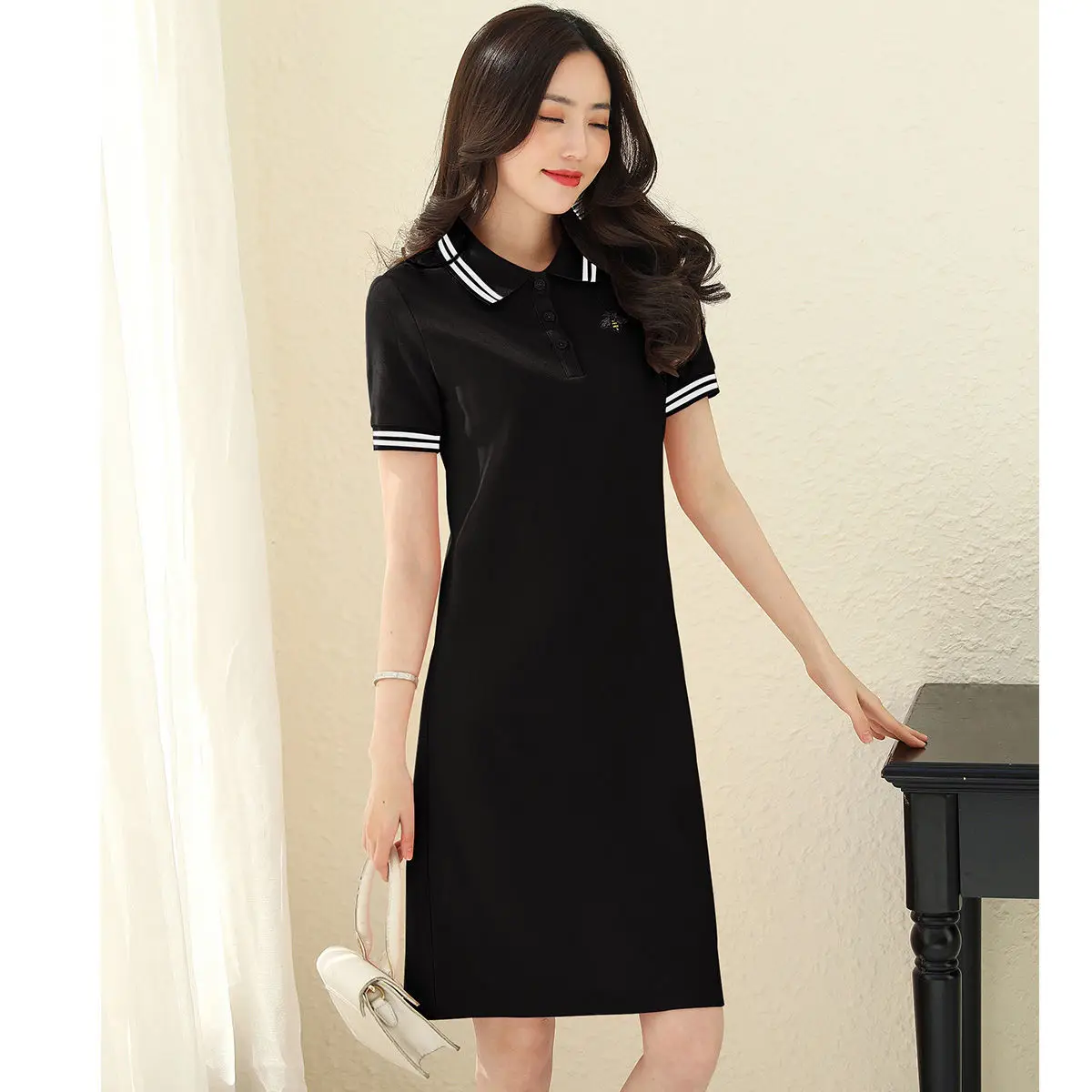 

2021 summer new versatile contrast bee embroidery sports women's skirt