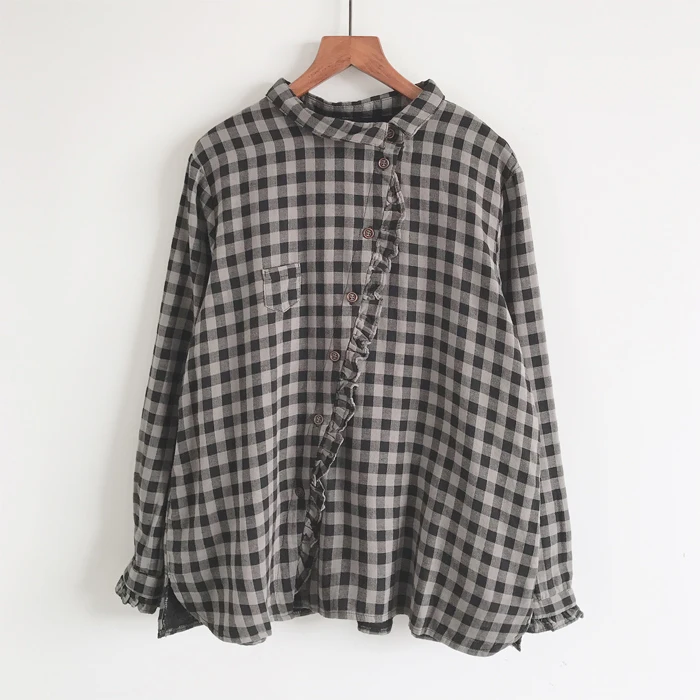 

Японская маленькая сетчатая агарическая свободная кромка наклонная планка дизайнерская версия женской весенней двойной хлопковой рубашк...