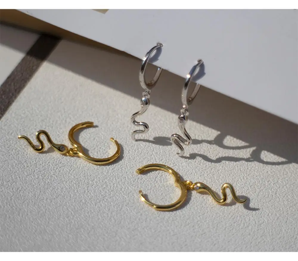 Серьги из стерлингового серебра 925 пробы модные короткие серьги в виде змеи с