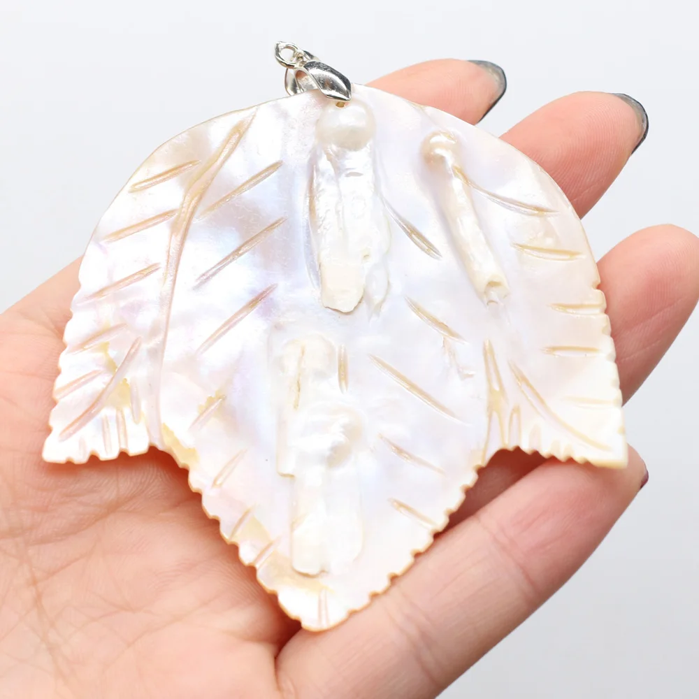 

Best-selling Boutique Natural Stone Pendants Leaf-shaped Shells Fashionable High-quality Pendant for Making Necklace Accessories