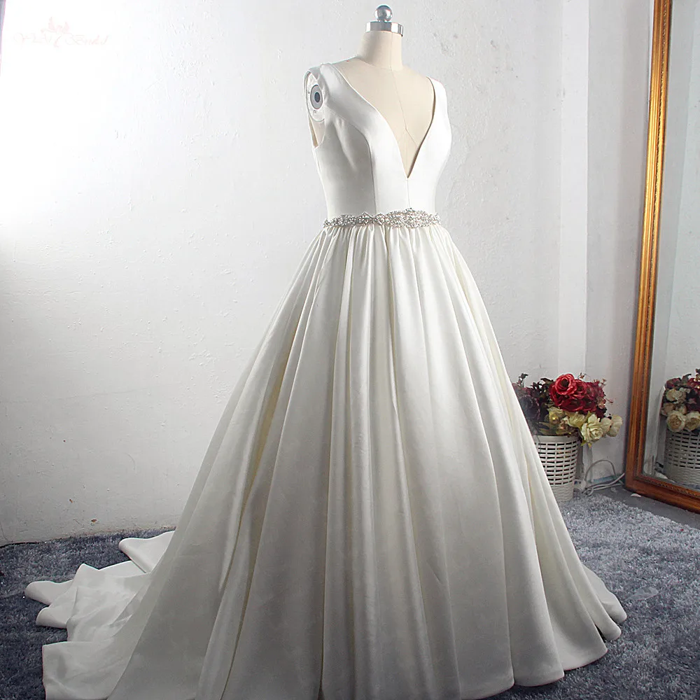 Свадебное платье Yiaibridal на заказ RSW1568 элегантное атласное с кристаллами поясом