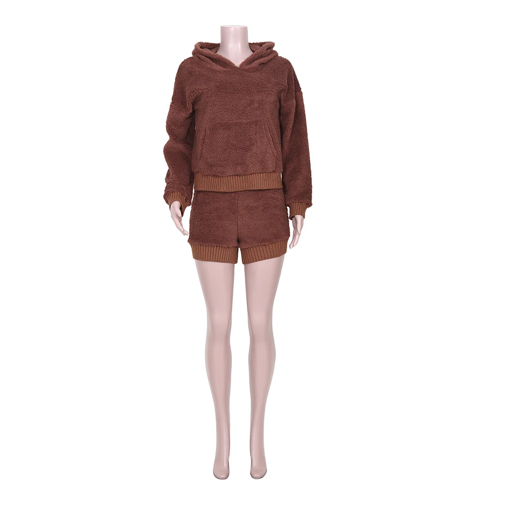 

Women 2 piece Set Thick Plush long sleeve shorts with brown Pullover and solid color Tracksuits