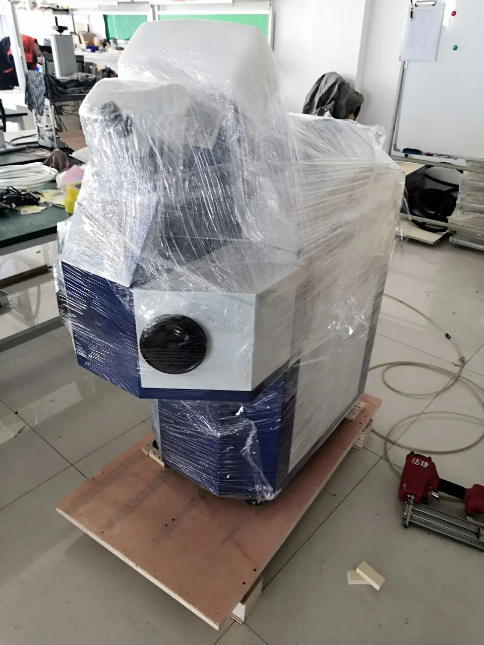 

YAG 200w laser jewelry gold silver welding repairing machine price