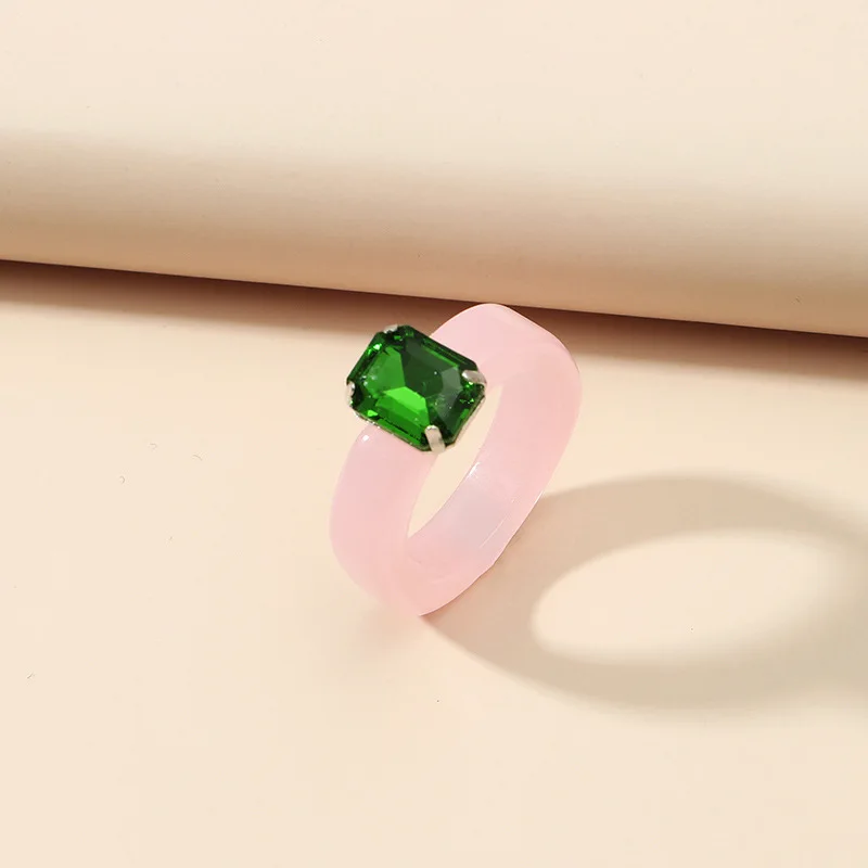 

Color diamond resin ring, personality temperament hyuna style acrylic ring