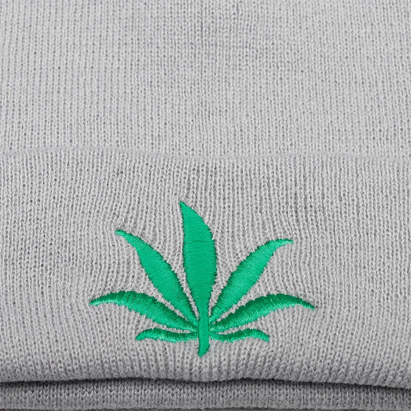 New Fashion Men Women Winter Weed Leaf Beanie Hats Warm Hip Hop Punk Knitting Winter Hat For Women Autumn Woolen Cap Skullies