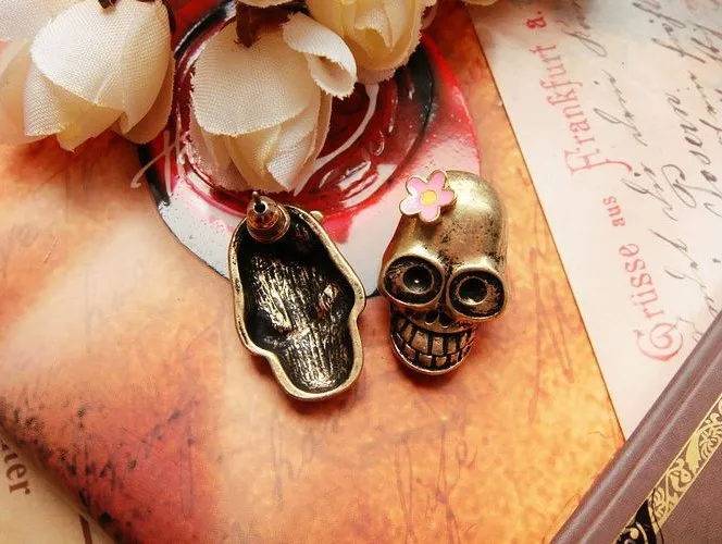 Женские серьги гвоздики с розовым цветком и черепом в стиле ретро европейский
