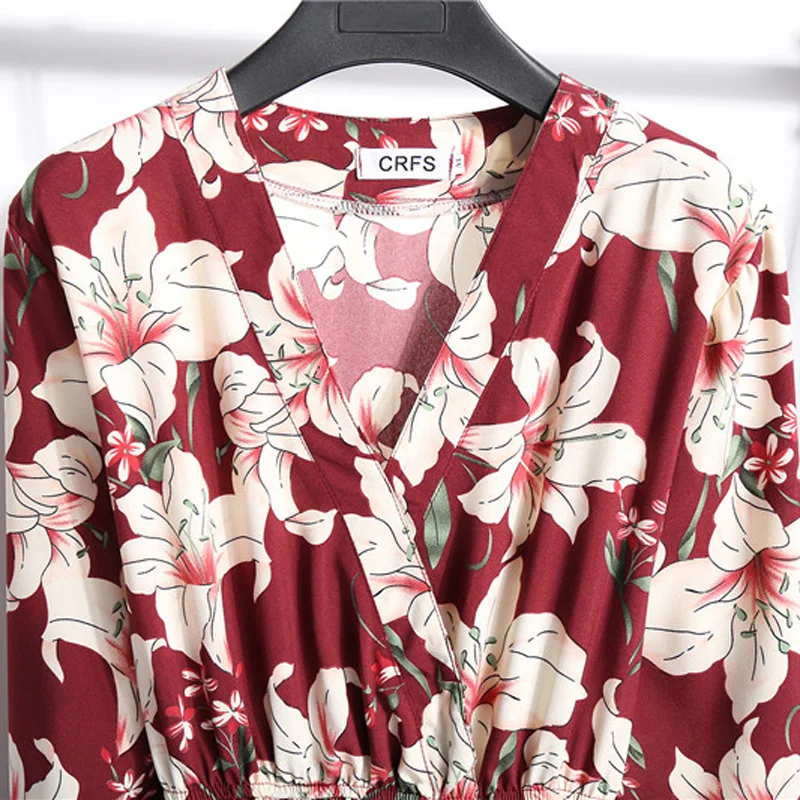 Женское платье с цветочным принтом Mozuleva платье-трапеция v-образным вырезом и