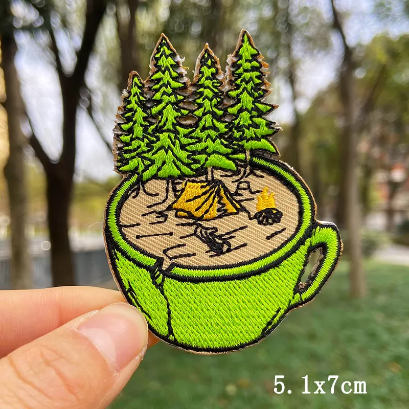 

Prajna Lips Patch Outdoor Iron On Embroiderd Patches For Clothing Punk Skull Stripe On Clothes Natural landscape Patces Sticker