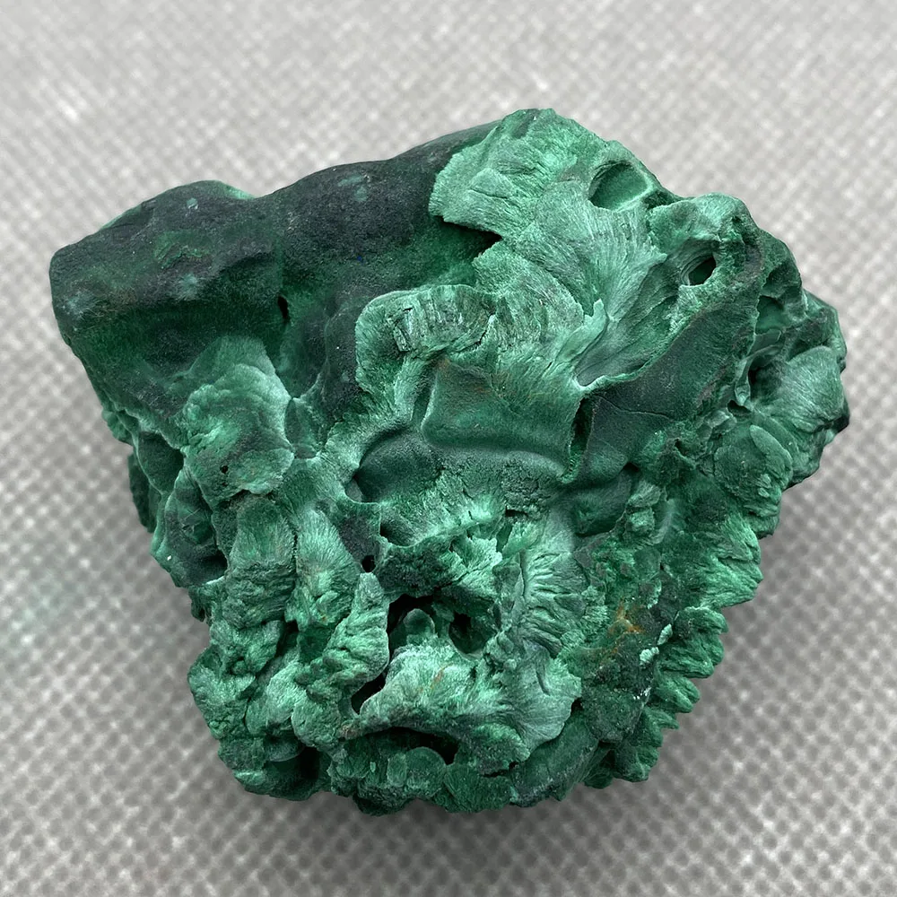 

Natural Green Malachite Raw Stone beautiful needle-shaped plus velvet quartz stone mineral specimen healing home decor