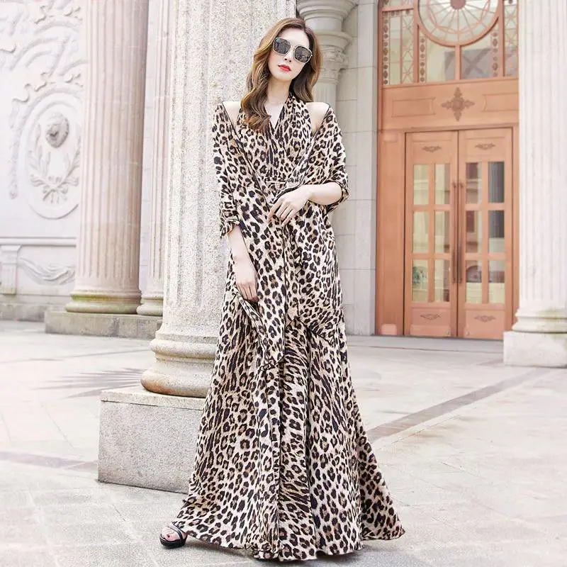 

Dresses Summer 2021 Ladies Long Chiffon Vintage Leopard Print Skirt Women Sexy V-Neck Pareo Beach Dress Female Elegant Maxi Robe