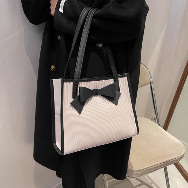 Женская сумка-тоут из искусственной кожи осенняя сумка с рюшами и бантом |