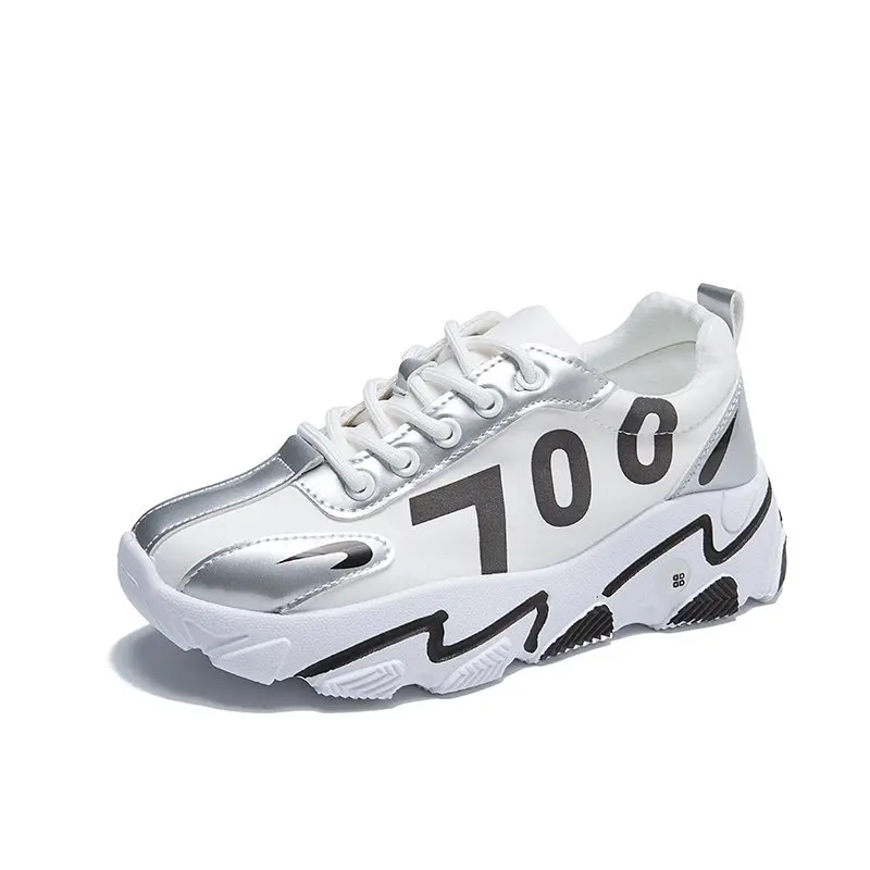 Кроссовки женские из ПУ кожи массивные на плоской платформе Вулканизированная