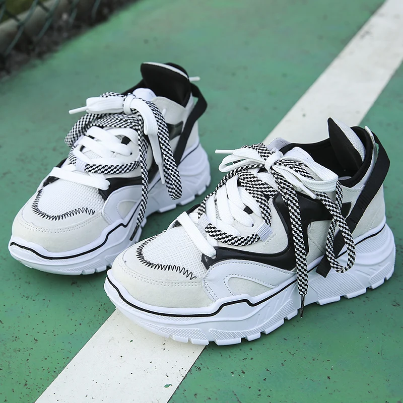 Женские беговые кроссовки INS с увеличением роста белые женские женская уличная