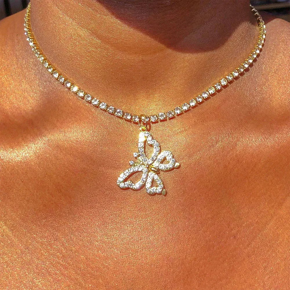 

Dazzling Rhinestone Hollow Butterfly Pendant Tennis Chain Choker Necklace for Girl Luxury Crystal Clavicle Chain Necklace Collar