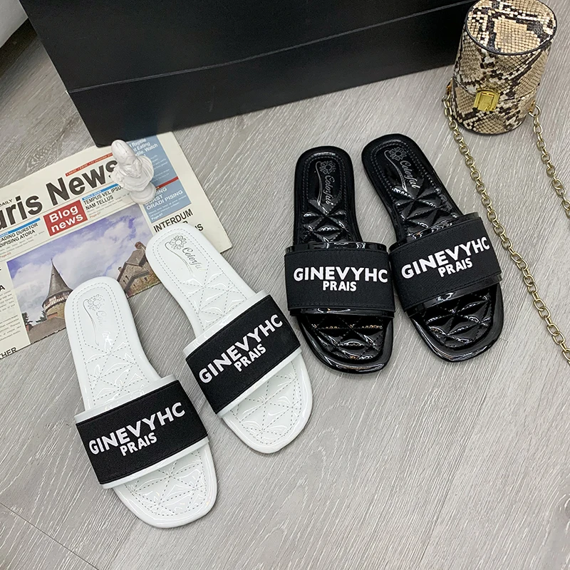 

2021 Women Slippers Sandals Shoes Antiskid Flat Sole Slippers Woman Design Sandals Slides Beach Shoes