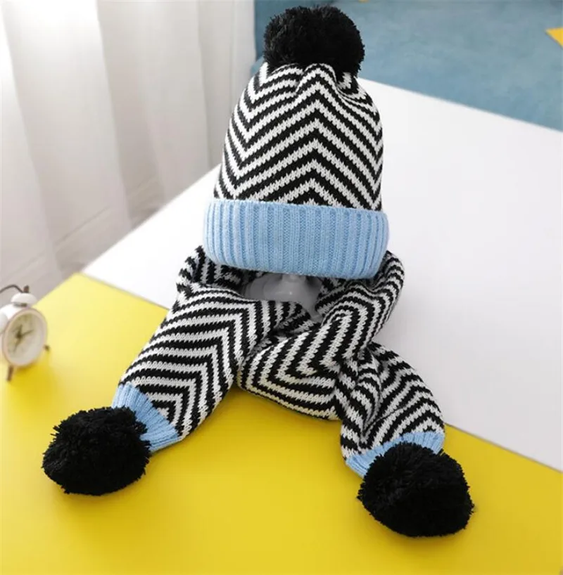 Зимняя детская теплая вязаная шапка и шарф в полоску стиле пэчворк комплект из 2