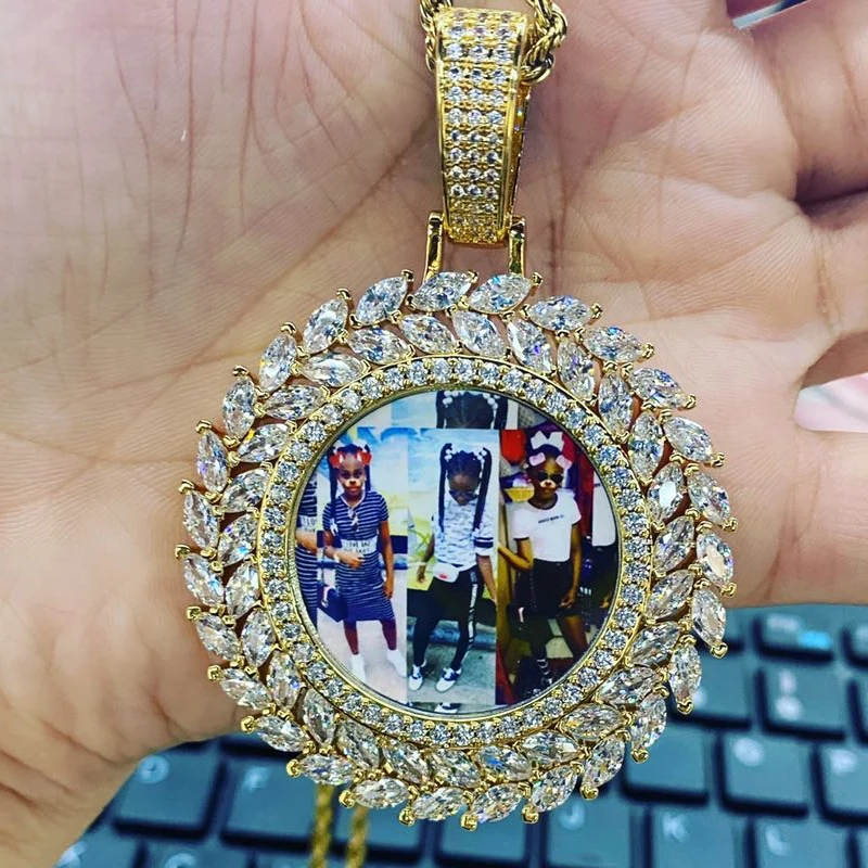 

New Grain Custom Photo Round Medallion Solid Back Pendant Necklace With Tennis Chain Cubic Zircon Men's Hip hop Jewelry Dropship
