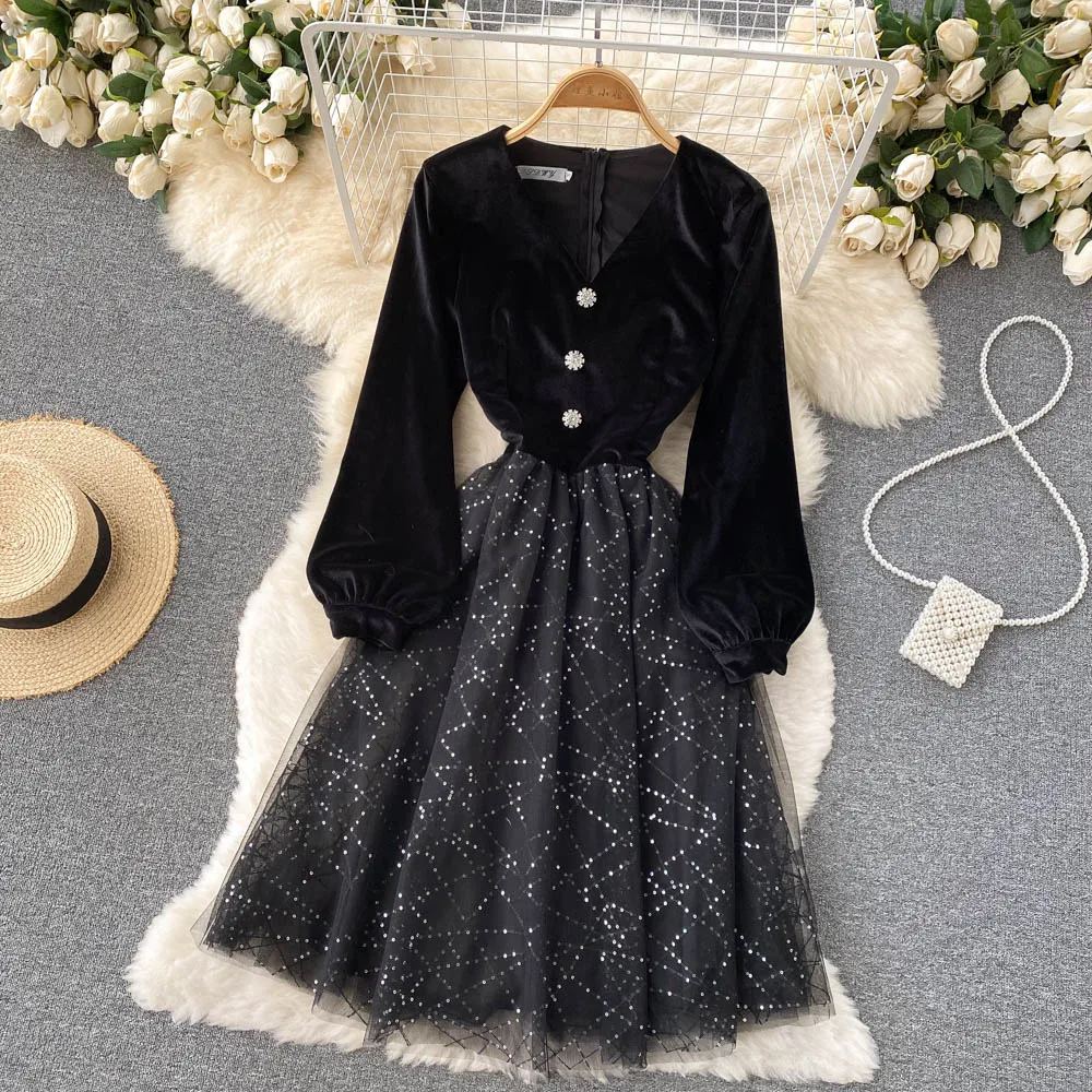 

C105 Women New Fashion Autumn V-neck Thin Retro Velvet A-line Black Dress Vintage Clothing Vestidos De Mujer