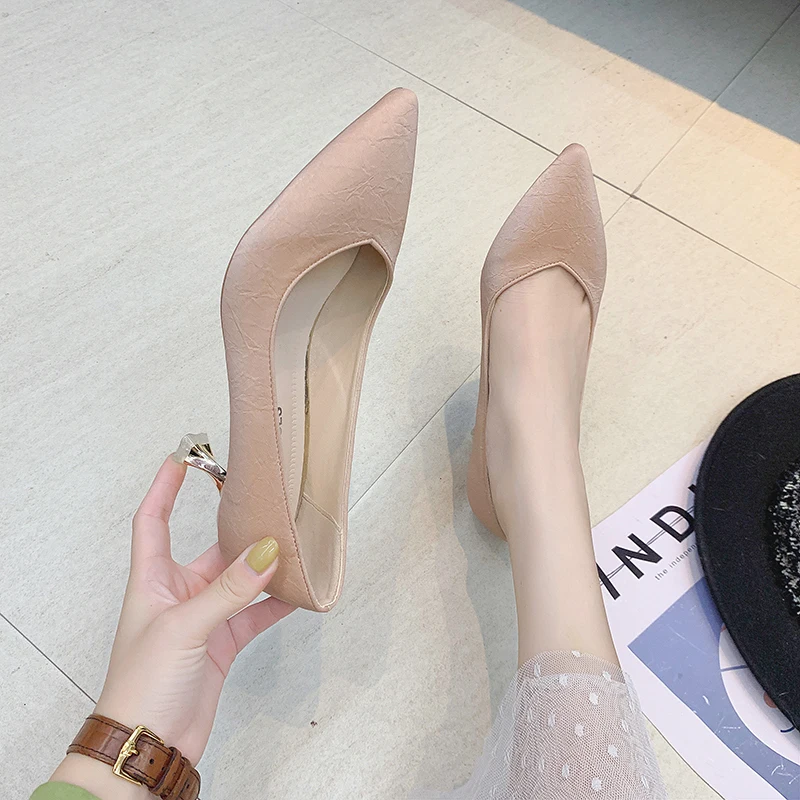 Женские модельные туфли офисные с острым носком женские туфли-лодочки на высоком