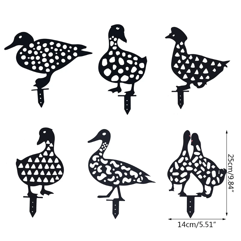 

Lifelike Duck Stakes Family Garden Silhouette Pile Shadow Lawn Yard Art Decoration Hollow Out Animal Shape Ornaments