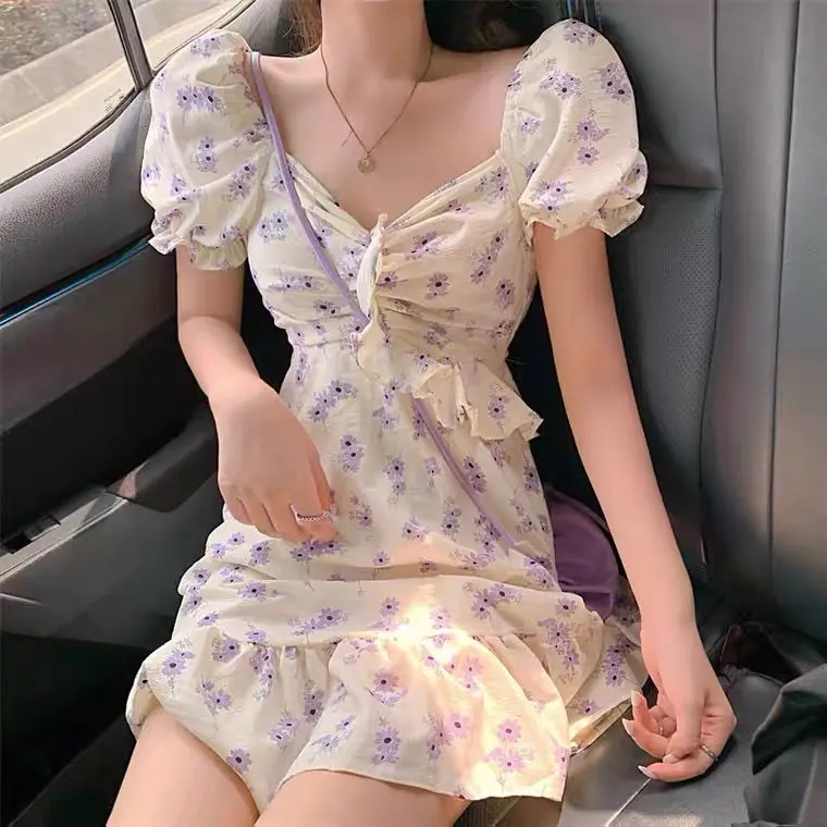 

New 2021 Coffee break French floral skirt female summer small puff sleeve first love skirt sweet little fresh dress Mori female