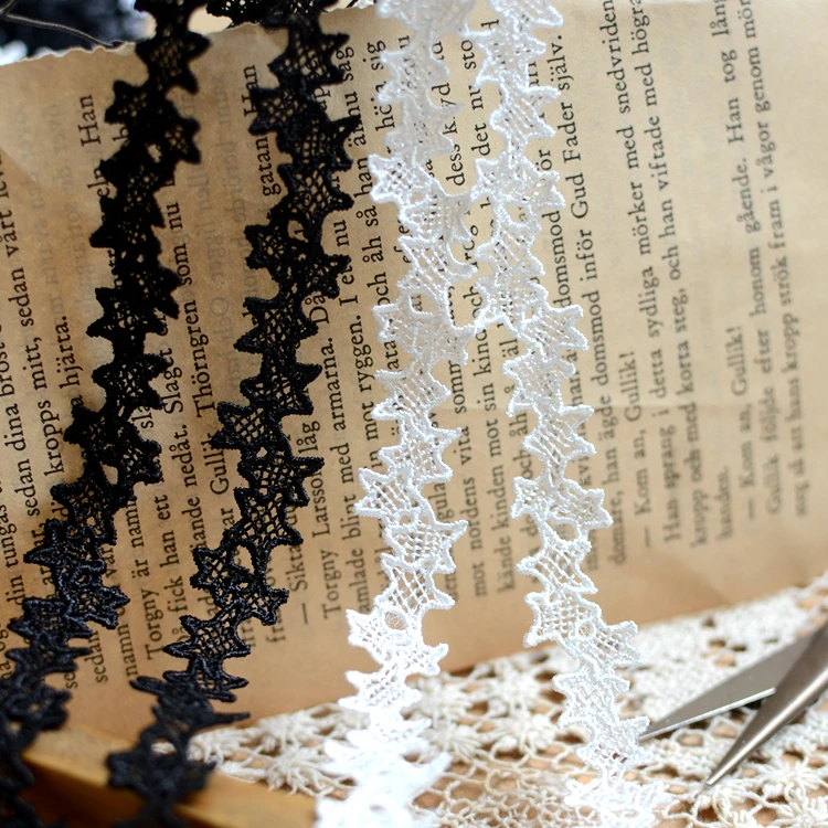 

10m/bag, Exquisite Star Water-soluble Lace, Baby Clothes, Necklace, Headwear Decorative Lace, Black and White 1,8cm