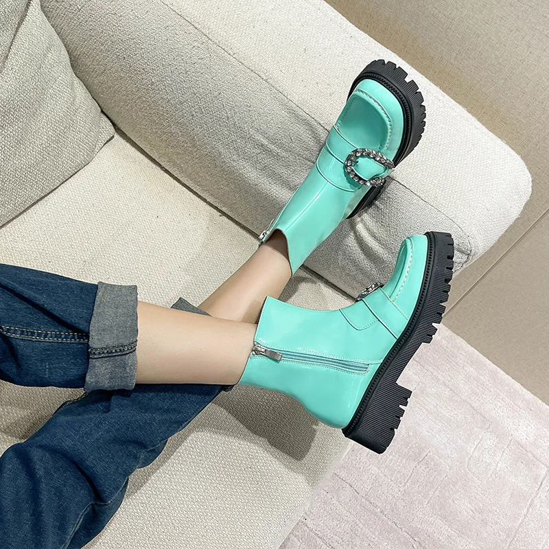 

Ботинки женские на высокой платформе, из лакированной кожи