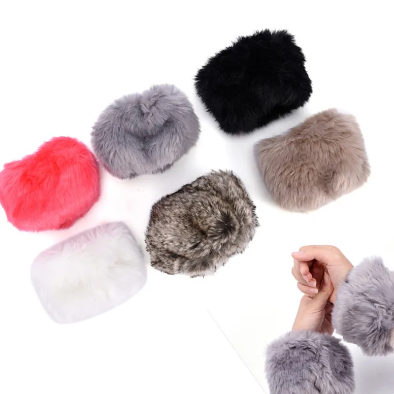 

1 Pair Faux Fur Plush Windproof Cuffs Wristband Winter Arm Warmer Women Thick Wrist Arms Gloves Female Elastic Oversleeve