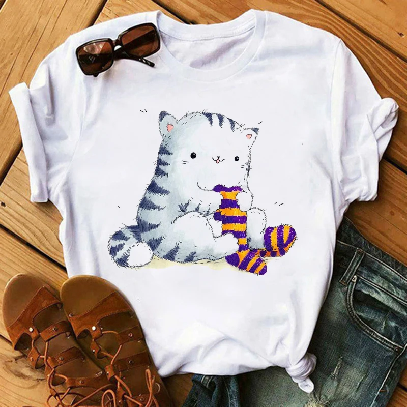 

Ladies Cat Graphic T-shirts Christmas Cartoon Cat Print Women 90s Trend Clothing Holiday Lady Tshirt Female Tee Kawaii T-Shirt