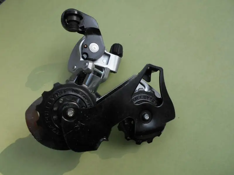 

Shimano Rd-a050 Highway Vehicle Short Leg Back Pull 6 / 7 / 8 Speed Folding Car Back Pull