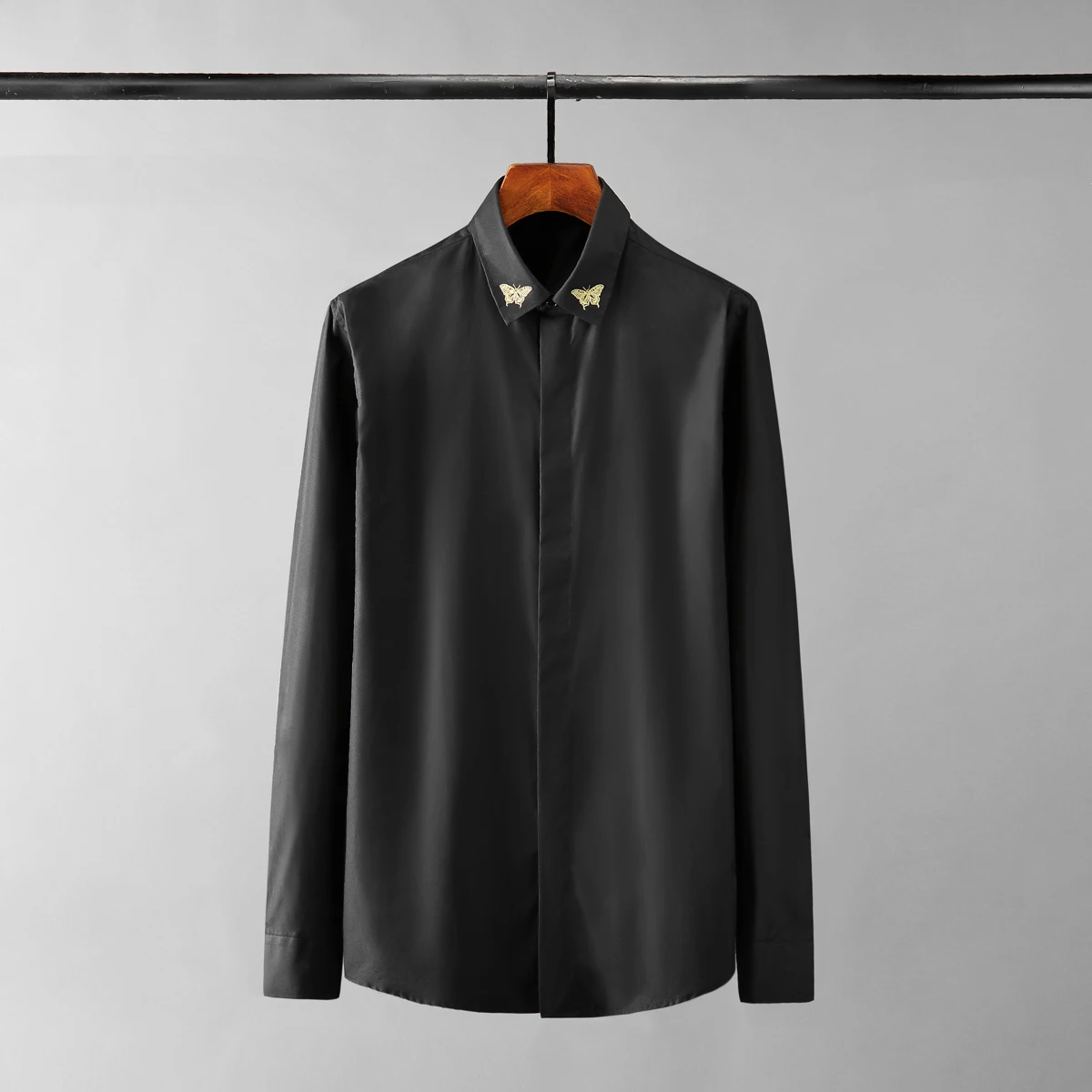 

Рубашка мужская приталенная с вышивкой «бабочка», модная сорочка с длинным рукавом, Роскошная вечерняя одежда, цвет черный/белый