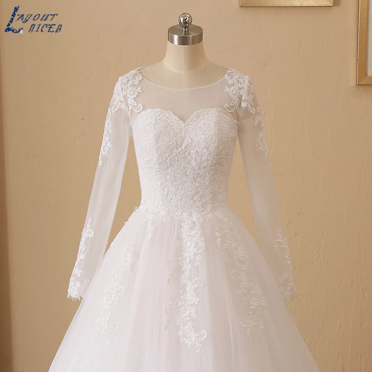 Платье Свадебное ТРАПЕЦИЕВИДНОЕ с длинным рукавом кружевное свадебное платье