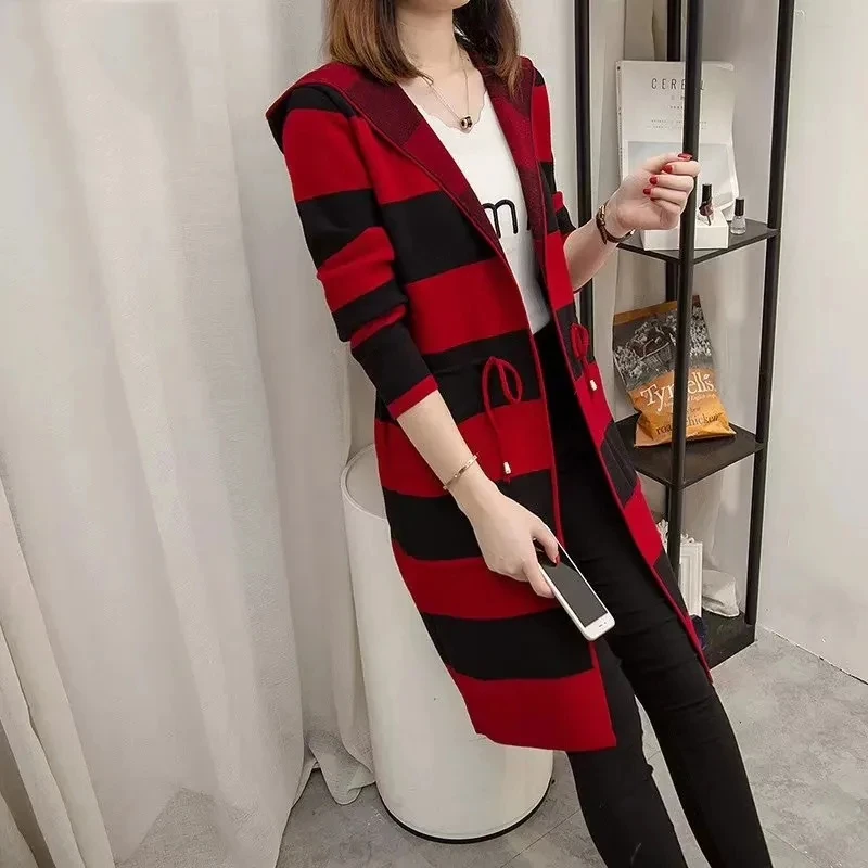 

2021 Women Autumn Winter New Korean Striped Sweater Coat Female Cardigan Mid-length Loose Hooded Sweater Splicing Jacket A272