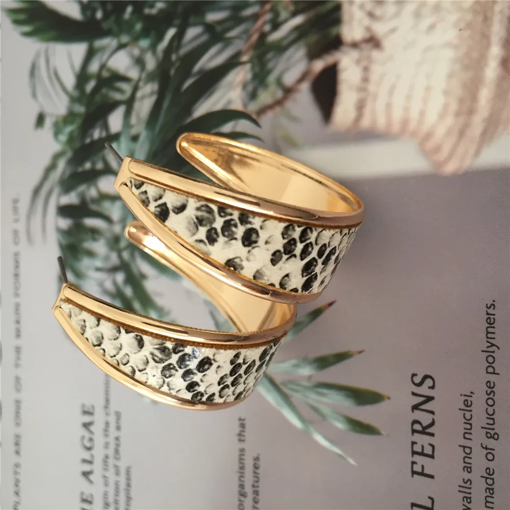 Золотой цвет богемы покрытие под змеиную кожу или шкура леопарда печатных