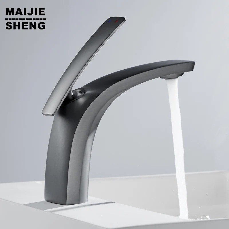 

Luxury Basin Faucets Metal Grat Bathroom Faucet Waterfall Single Hole Cold and Hot Water Tap Basin Faucet Mixer Taps