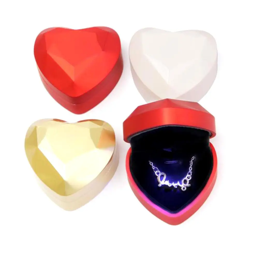 

Hot Selling Heart LED Lighted Earring Ring Bracelet Gift Box Wedding Engagement Ring Jewelry Display