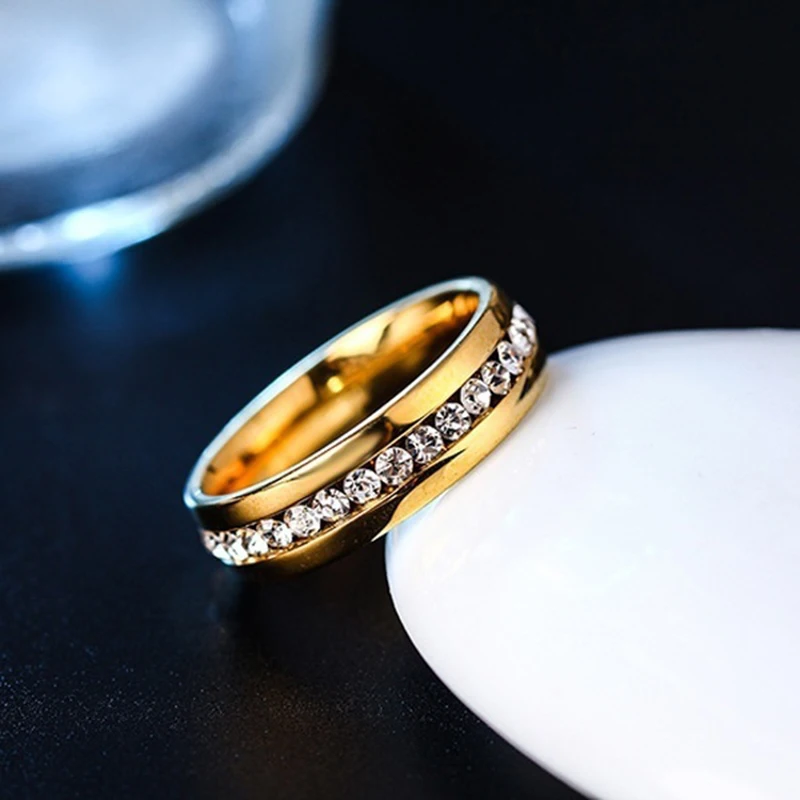 Однорядное кольцо со стразами стандартное из циркония для мужчин и женщин