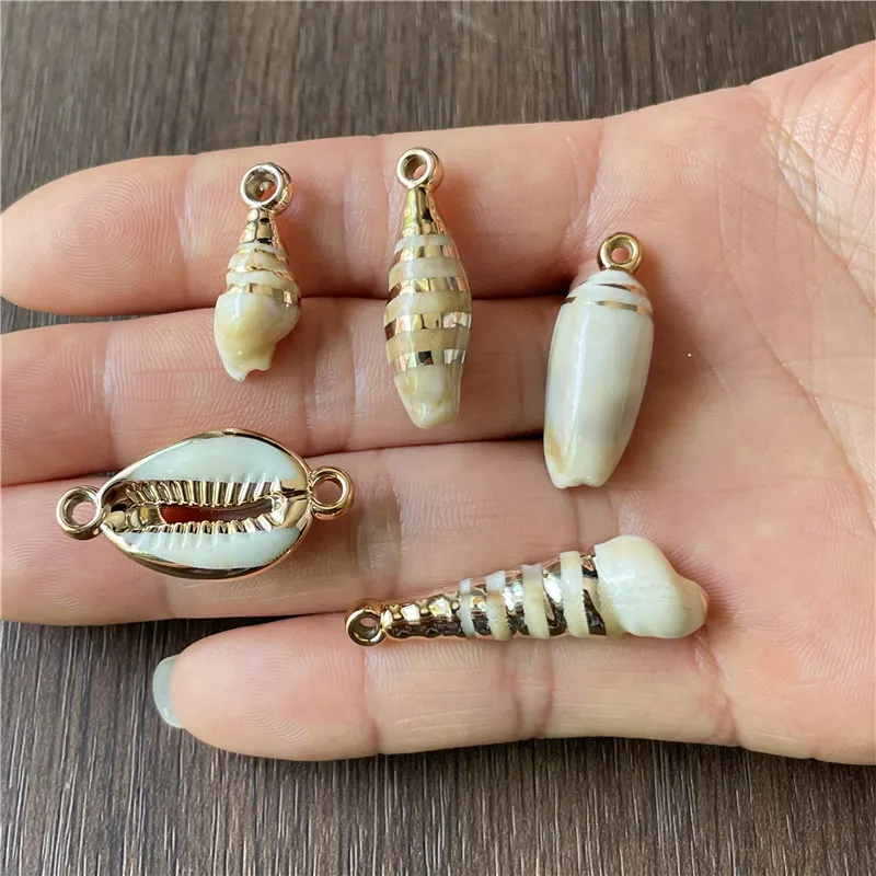 10pcs mixed batch of different sizes gold-plated acrylic and various popular shell pendants for DIY bracelets necklaces | Украшения и