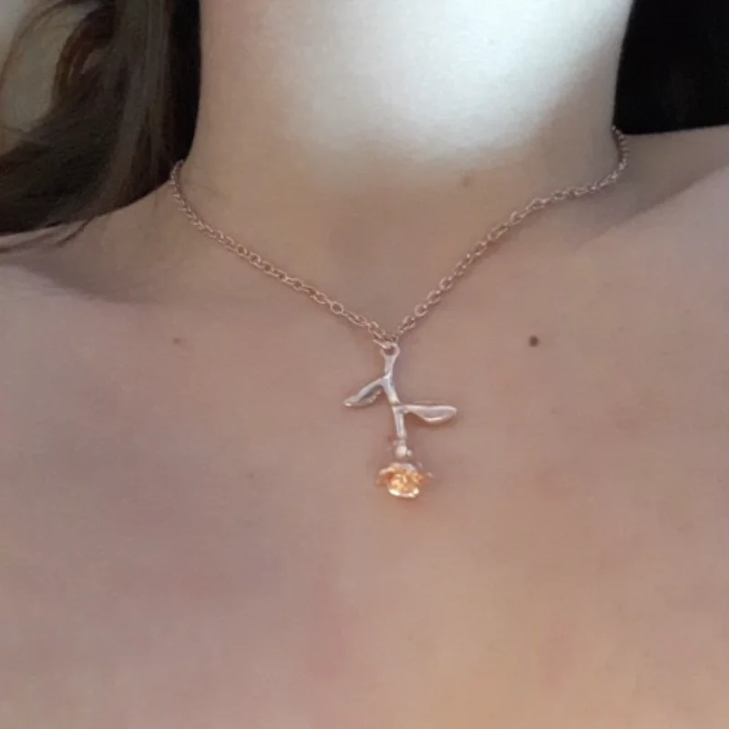 

Fashion Dangle Drop 3D Rose Flower Pendant Necklace for Women Gold Silver Color Charm Simple Chain Necklaces Party Jewelry