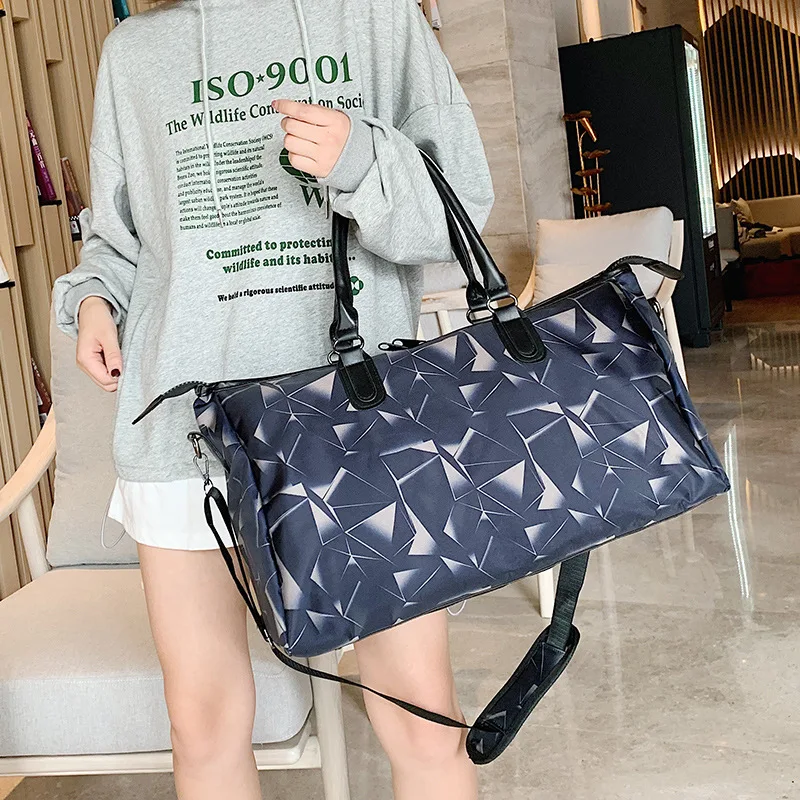 

2021 New Men Travel Duffle Bags Waterproof PU Leather Handbags Shoulder Bag For Women Man Totes Large Capacity Weekend Bag BB108