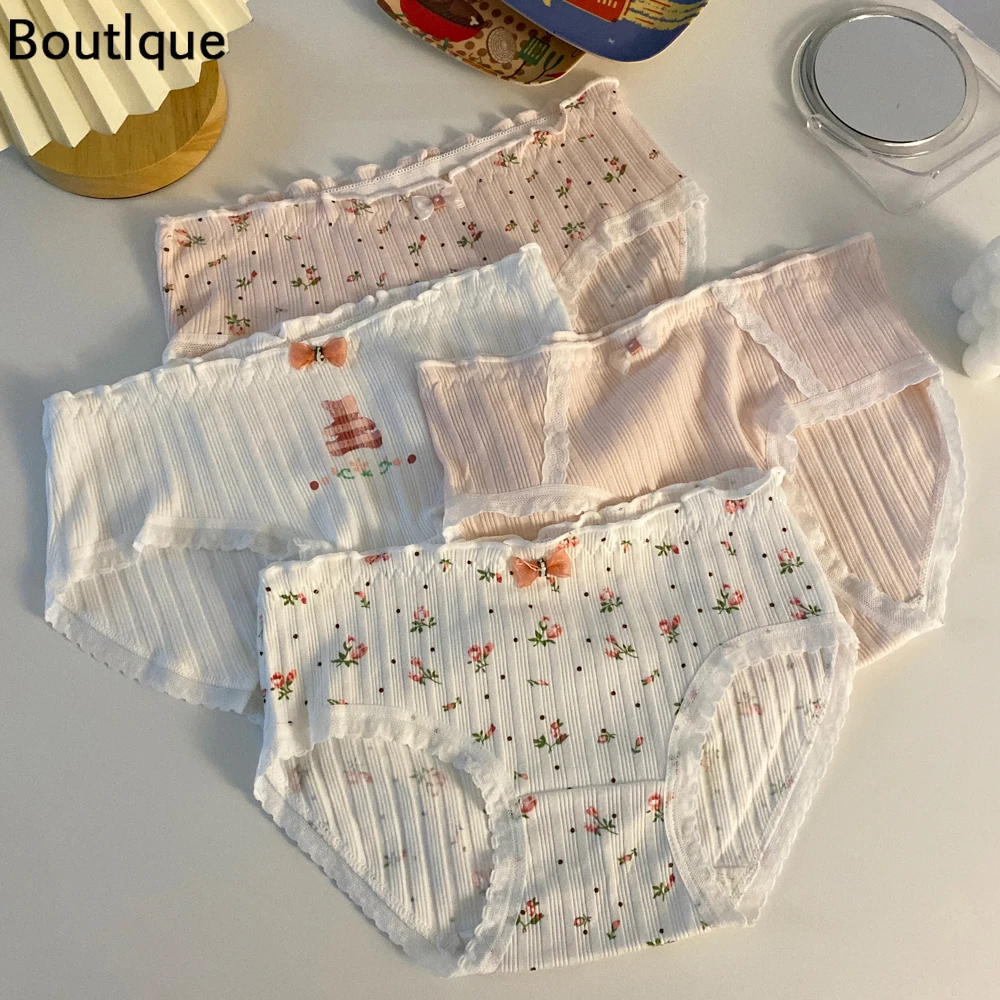 

Underwear Women's Pure Cotton Antibacterial Breathable Girl Traceless Middle Waist Women's All Cotton Physiological Pants