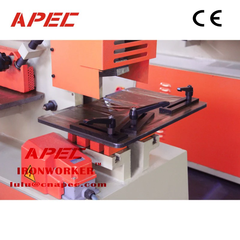 Стальной стержень Q35Y угловой гидравлический металлообрабатыватель |